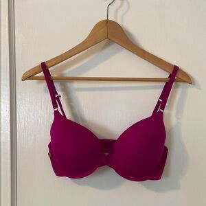 Harper Wilde base bra 34D in magenta - New without tags